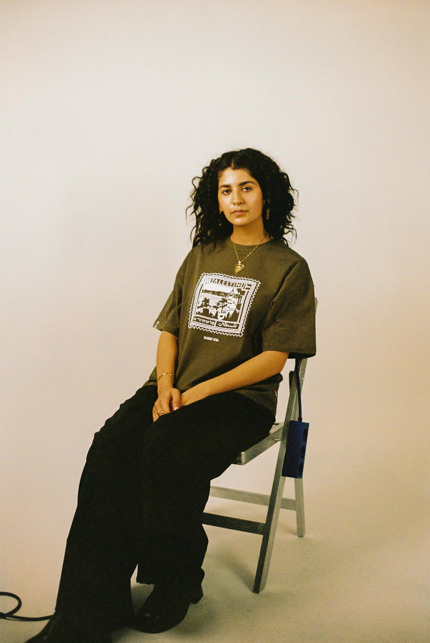 BLURRY PALESTINE POSTAGE STAMP T-Shirt (Olive Green/White)