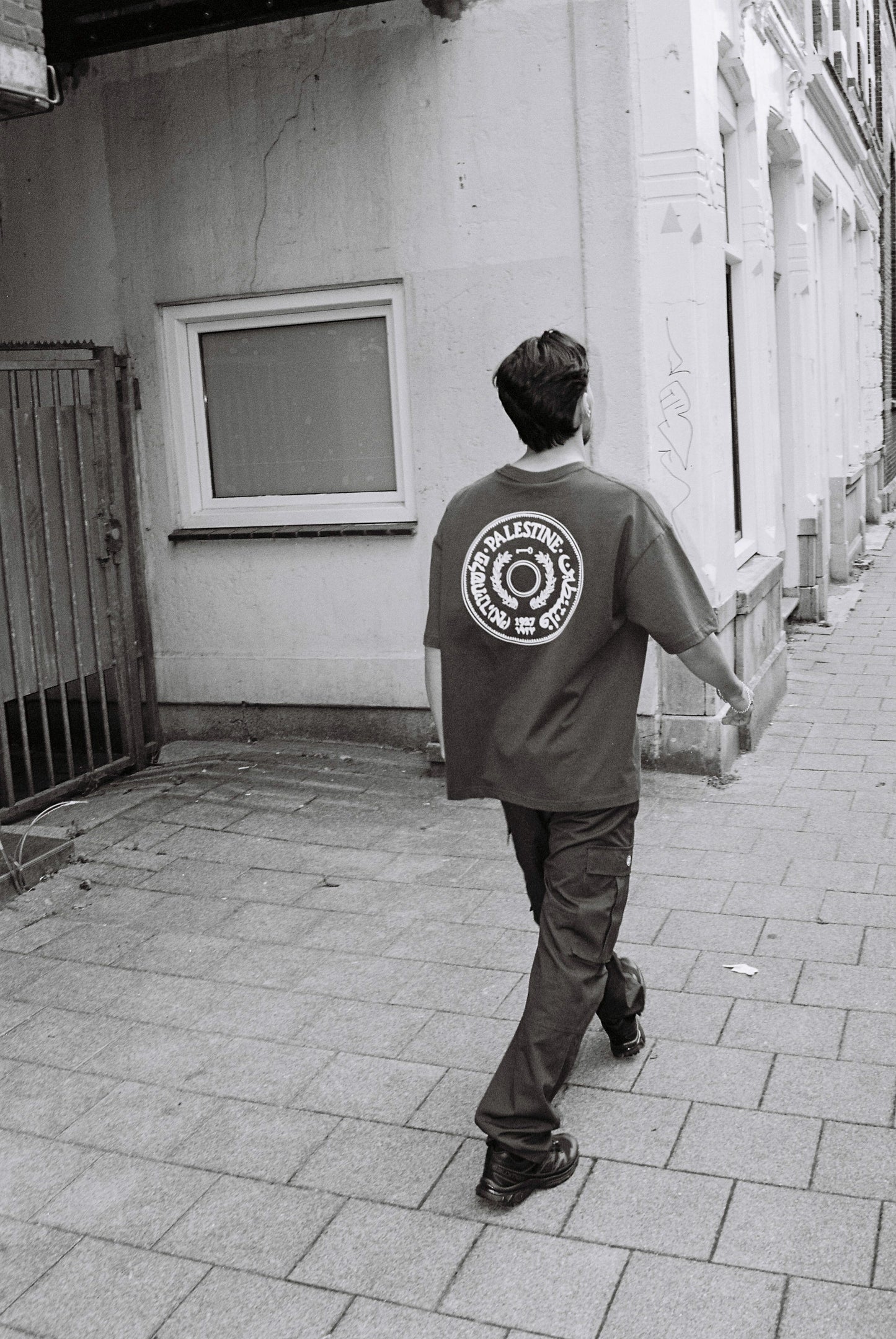 BLURRY PALESTINE 1927 COIN T-Shirt (Mocha Brown/White)