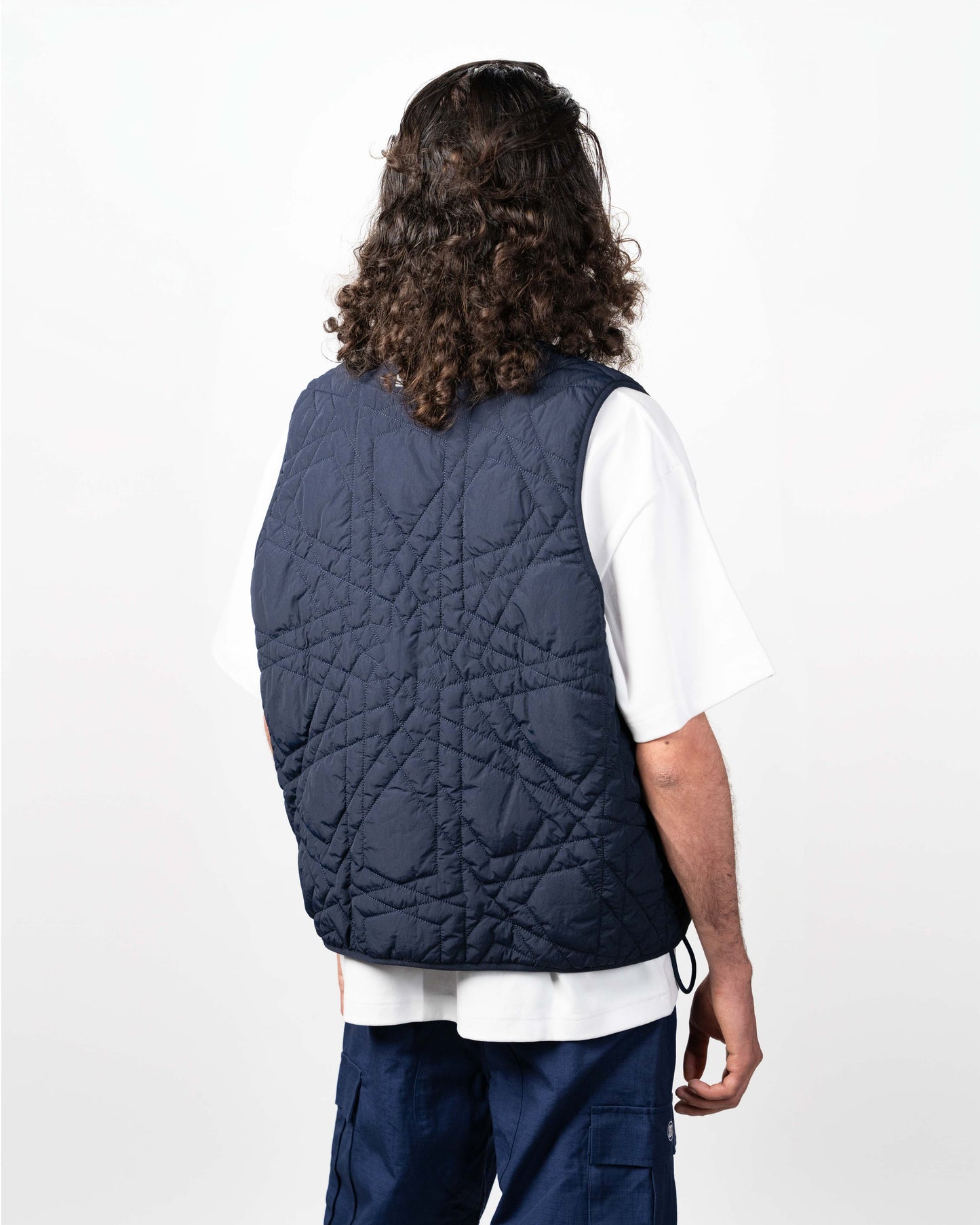 BLURRY RTM Arabesque Quilted Vest (Navy Blue)